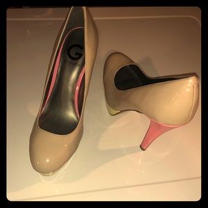 G by Guess Heels Size 9